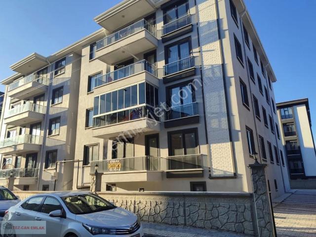 Afyon Tezcan Emlaktan Selçuklu Mah Kiralık 3 +1 Daire