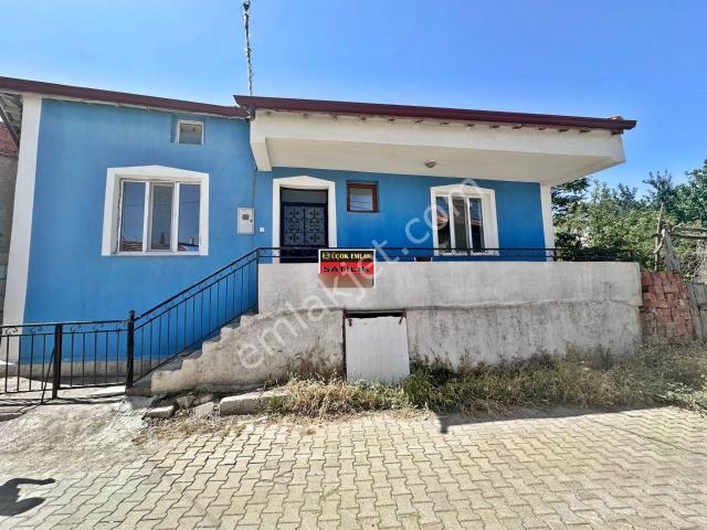 Afyon Üçok Emlaktan Nuribey De Satılık 2+1 1 Katlı Sıfır Ayarında Müstakil Ev
