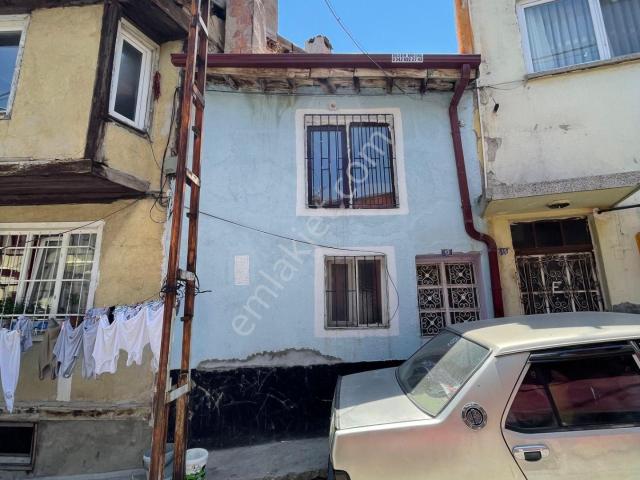 Afyon Üçok Emlaktan Burmalı Mah Satılık 3+1 Müstakil Ev