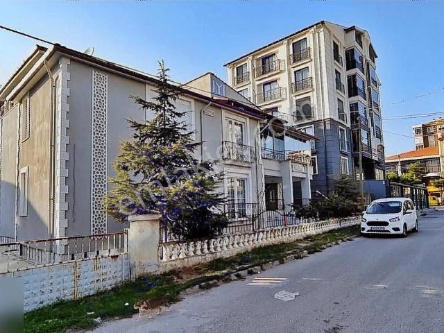 Afyon Üçok Emlaktan Bolvadin İlçesinde Komple Satılık Villa
