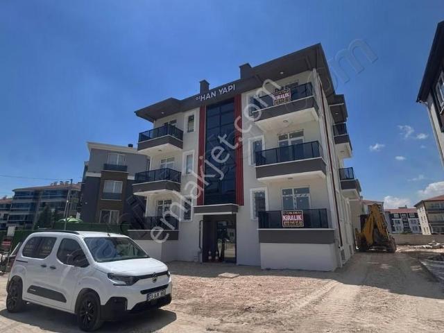 Afyon Üçok Emlaktan Kanlıca Mah Kiralık Sıfır 2+1 3 Kat Daire