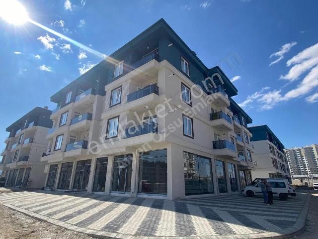 Afyon Neva Suit'te Eşyalı 1+1 Daireler diş Hastanesi Arkası