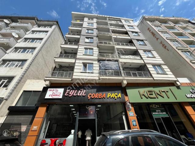 Çakı Yapı Emlaktan Çarşı Merkezde Satılık Eşyalı 1+1 Daire