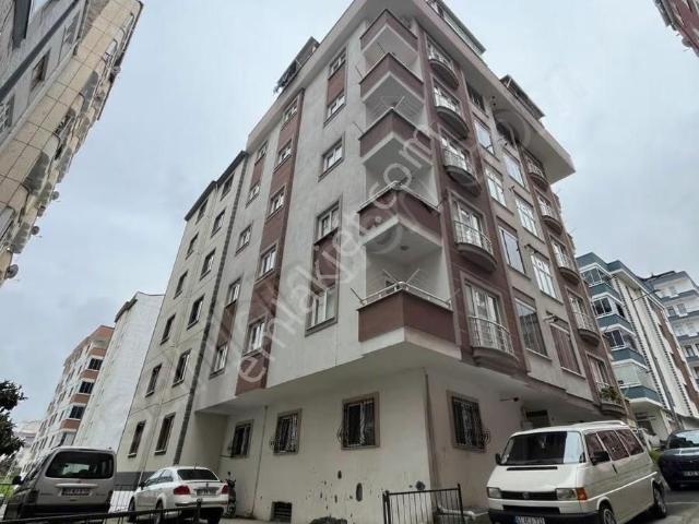 Akçaabat Yaylacık'ta Merkezi Konumda 2+1,yüksek Giriş Daire