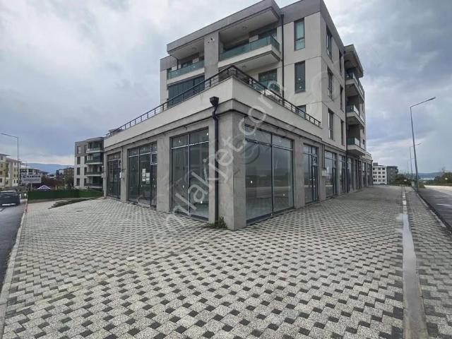 Akçalarda Merkezi Konumda Kiralık Dükkanlar