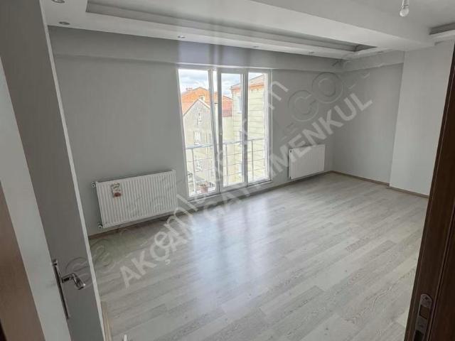 Akçandan Satılık 1+1 Ayrı Mutfak Daire