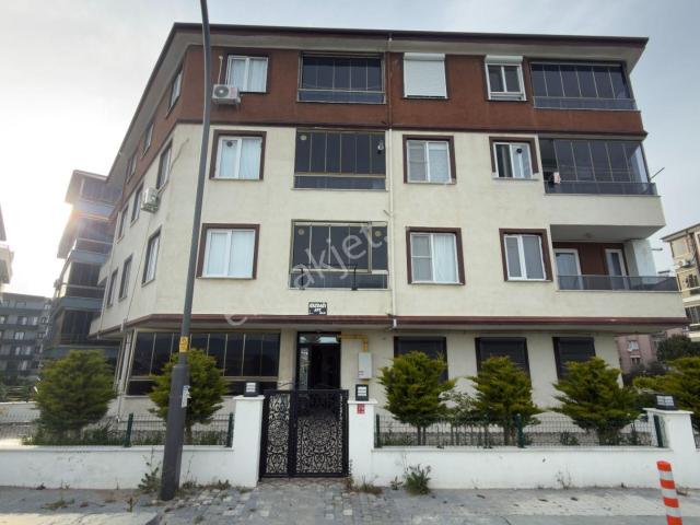 Akçay Altınkum Ülkü Yolu’nda Satılık 2+1 Daire