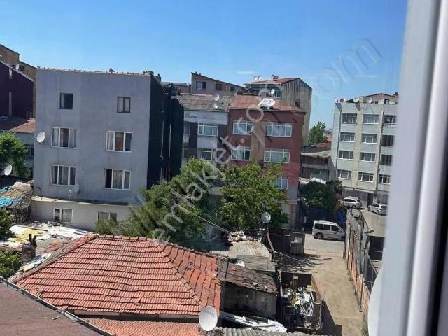 Akçay Köşemden Çağlayan Adliye Ve M7 Ye 70 M 2+1 Satılık Daire