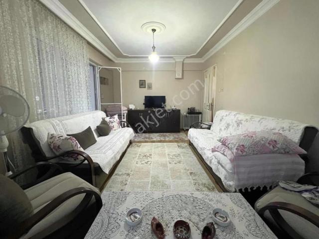 Akçay Köşemden Kombili Mükemmel Konum 2+1 Satılık Daire