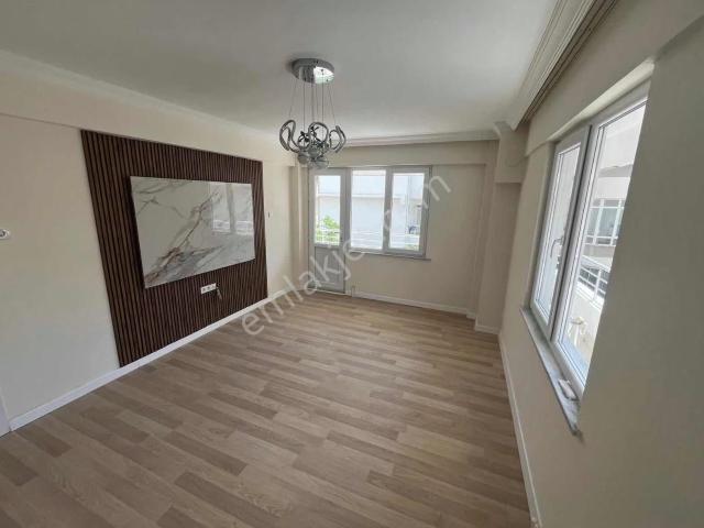 Akçay Köşemden Merkezde Ara Kat Kombili Sıfır Masraf 2+1 Daire