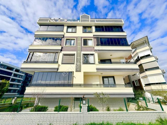 ▶ ▶akçay Körfez'den Altınkum'da Ayrı Mutfak Ebeveyn Banyolu Geniş 2+1 Daire