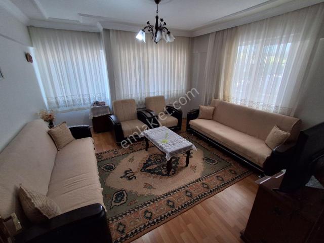Akçay Merkezde Kiralık Sezonluk Eşyalı Daire