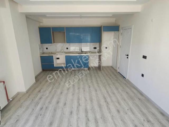 Akçay Porte Emlak'tan Satılık Havuzlu 2+1 Sıfır Daire