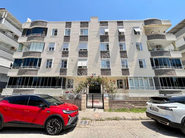 Akçay Sezgin Emlak'tan Altınkum'da İçi Yenilenmiş Lüks 2+1 Daire