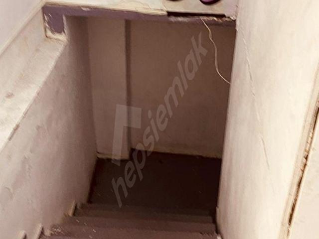 AK EMLAKTAN ÇIRPICIDA 230M2 DÜZ GİRİŞ KİRALIK DÜKKAN