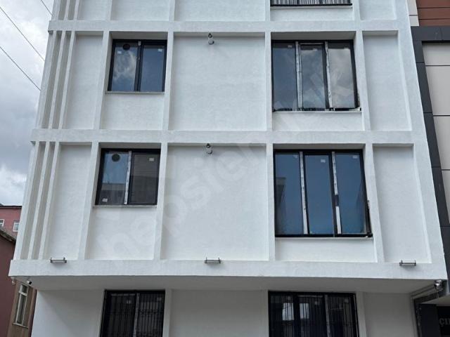 AKŞEMSETTİN METROYA 2 DK 3+1 ARAKAT SIFIR SATILIK DAİRE