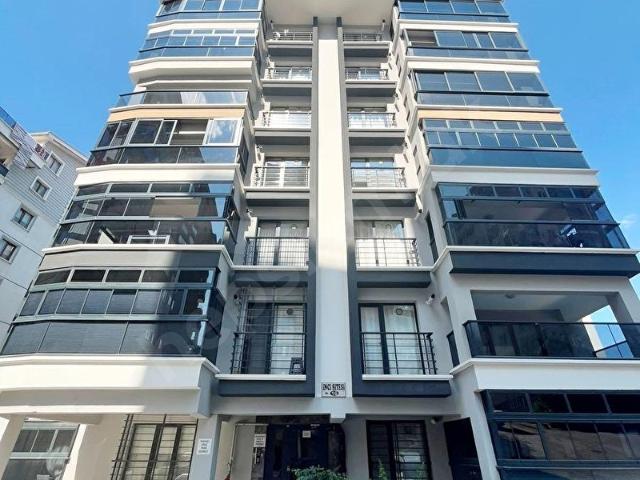 AKŞEMSETTİN MH.SİTEDE LÜX FUL EŞYALI EBEVYN BANYOLU 1+1 KİRALIK