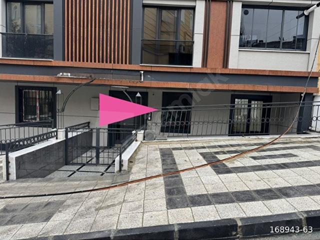 AKŞEMSETTİNDE METROYA YAKIN GİRİŞ KAT 1+1 SIFIR SATILIK DAİRE