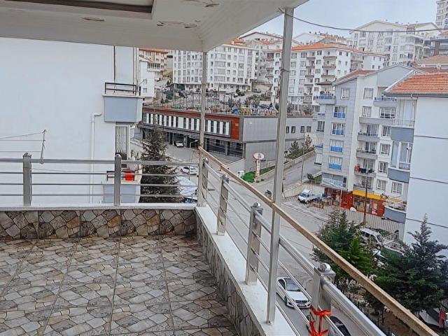 Akşemsettinde Güneydoğu Cepheli 4+1 Şömineli Dubleks daire