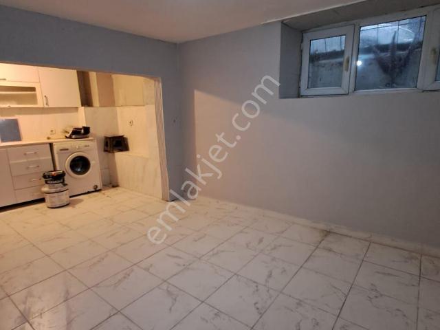 Akşenden Fatih Çapada 1+1 50m² Kiralık Bodrum Katı Daire