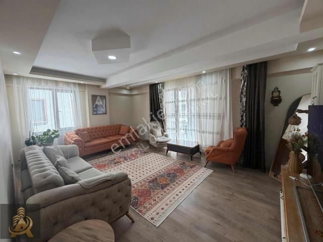 Akçil'den 7/24 Güvenlikli Site İçerisinde 134 M2 Ara Kat 3+1