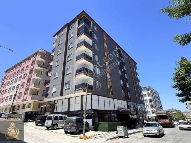 Akçil'den Acill Cadde Üzeri Merkezi Konumda Kat Mülkiyetli 2+1
