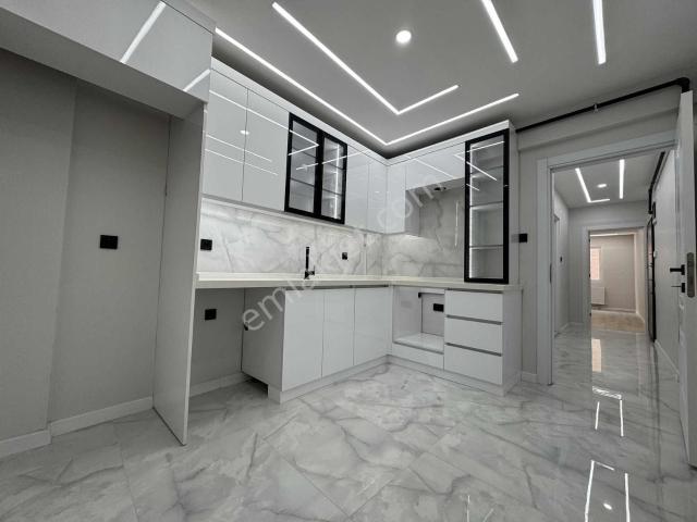 Akın Emlaktan Buca Yeşilbağlar Mah.satılık 2+1 Masrafsız Daire