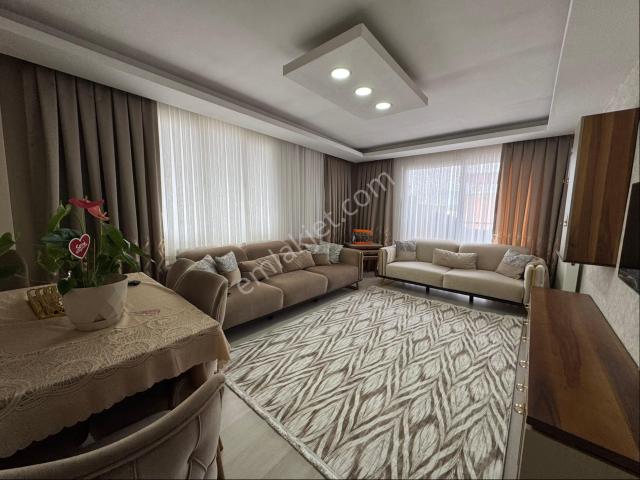 Akın Emlaktan Göksu Mah. İnkilap İzban Yakını Satılık 2+1 90 M2. Doğalgazlı Daire