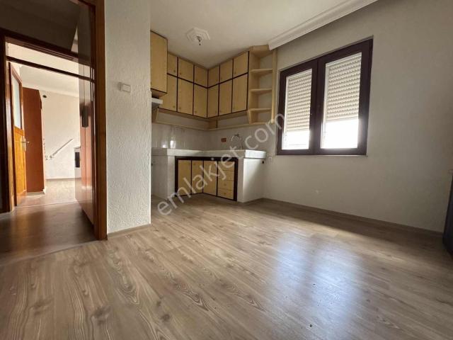 Akın Emlaktan Yeşılbağlar Mah 2+1 Kapalı Teraslı Satılık Daire