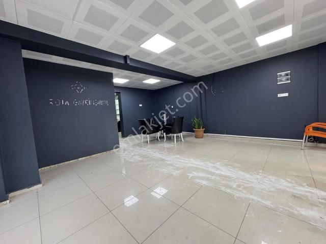 Akın'dan Göksu Mah İşlek Konumda Caddeüzeri 75 M2 Kiralık Dükkan