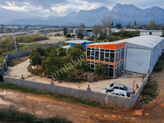 Çakırlarda 1800m2 Arsalı 450m2 İmalathane Ve Müstakil Evli Tesis