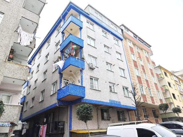 Yenibosna Çakmak Duragı Yakın Konumda Satılık 2 +1 Krediye Uygun Daire