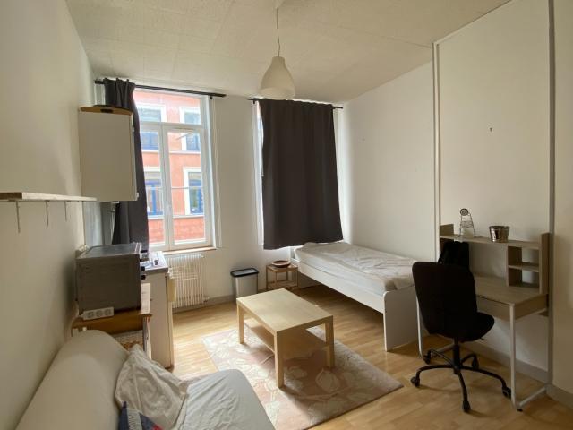 AKMO LL152 Studio 17,70 m² rue Gantois