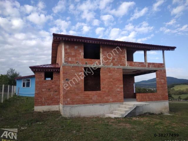 Akn Gayrimenkulden Satılık Çamiçinde Villa