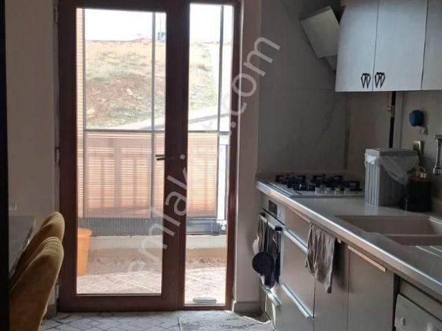 Aka Emlaktan 3+1 Tapu Teslim Full Yapılı Geniş Daire Tipi