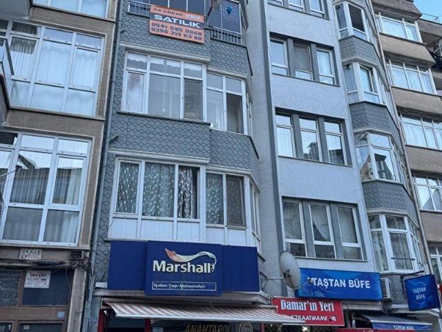 AKADEMİ EMLAK'TAN ANA CADDE ÜZERİNDE 3+1 SATILIK DAİRE
