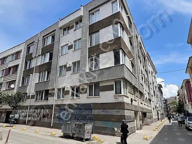Akademi Emlak'tan Collesium Yakını Full Eşyalı 1 0 Stüdyo Daire
