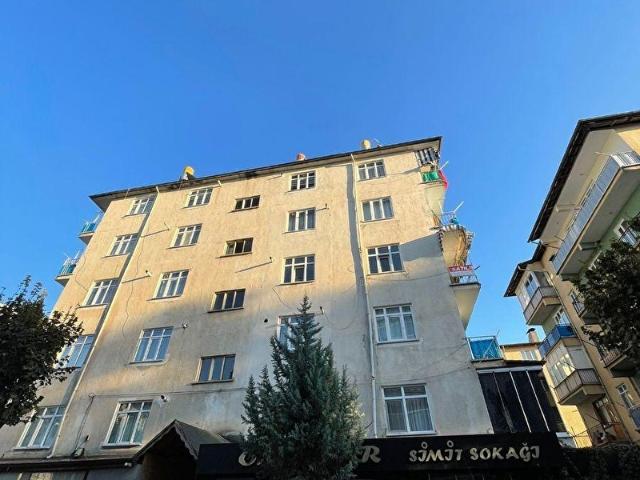 AKADEMİ EMLAKTAN ESENTEPE MAHALLESİNDE 2+1 SATILIK DAİRE