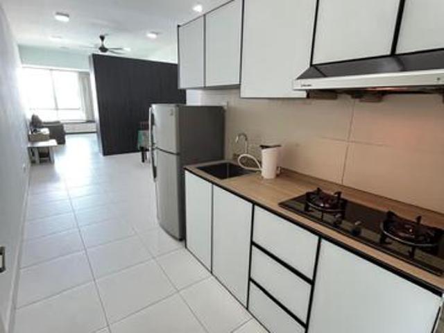 Akademik suite Apartment Mount Austin Toppen Tebrau