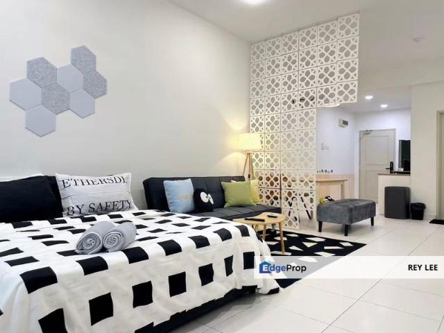 Akademik Suite @ Mount Austin