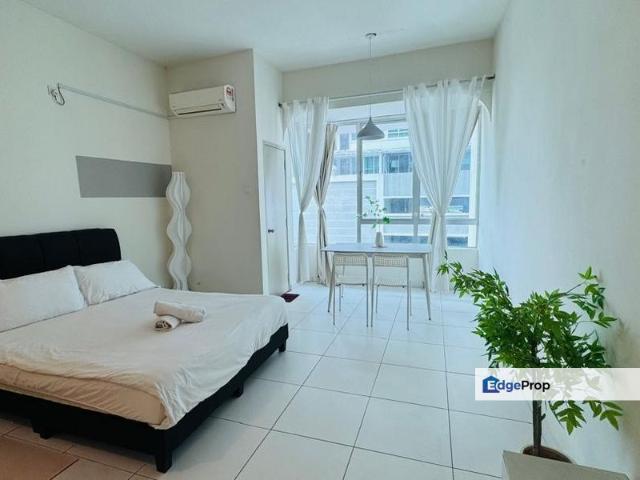 Akademik Suite @ Mount Austin