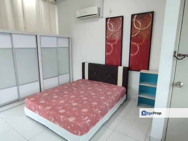Akademik Suite @ Mount Austin