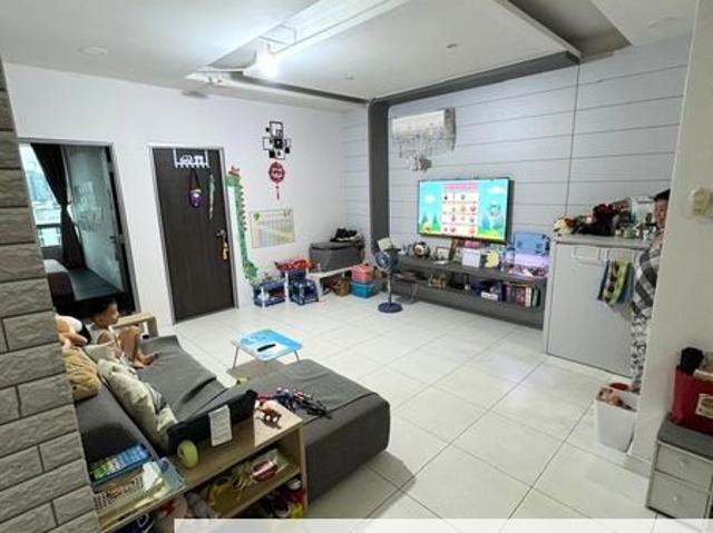 Akademik Suite @ Mount Austin