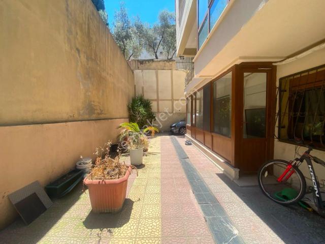 Akalından Karakol Sokağı Bahçe Kat 2+1 Satılık Lüks Daire