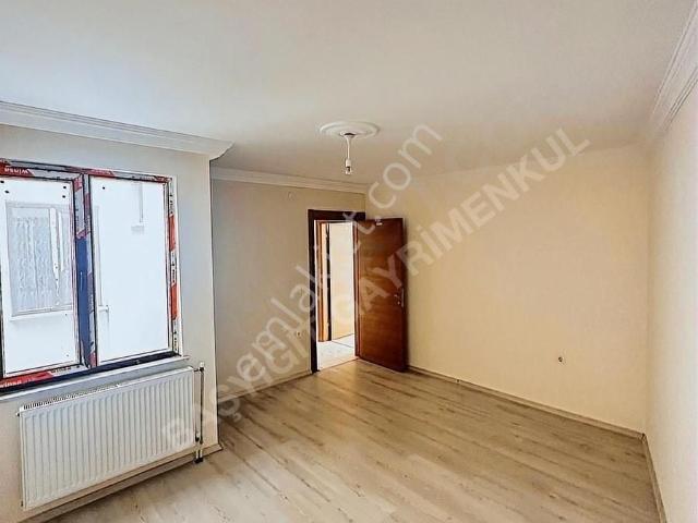 Akalar Mahallesinde Satılık 2+1 Daire