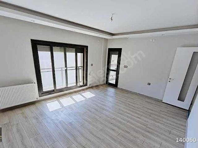 AKALIN'DAN BAHÇELİEVLER'DE 3+1 ARAKAT ASANSÖRLÜ SATILIK DAİRE