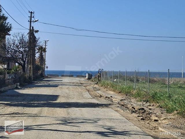 AKARCA DA DENİZE YAKIN YOLA CEPHELİ 2040 İMARLI MÜSTAKİL PARSEL