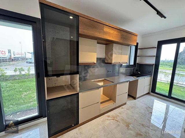 AKARCA TEPECİK MAH 3+1 CADDE ÜZERİ SATILIK VİLLA