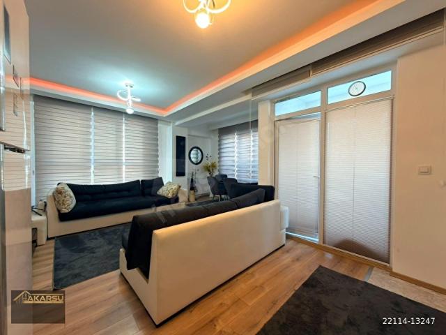 AKARSU EMLAK'TAN İLKER CADDE ÜZERİNDE PANORA AVM YAKINI 1. KATTA 2+1 LÜKS EŞYALI KİRALIK DAİRE