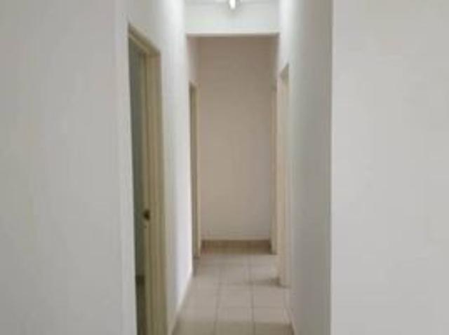 Akasia Apartment Setia Alam